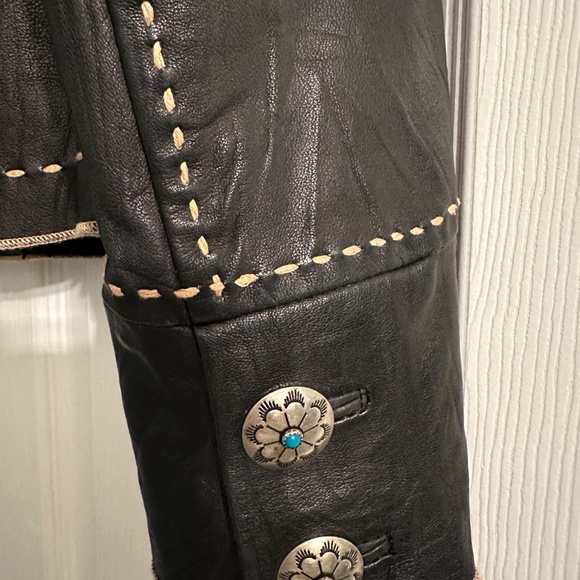 Tasha Polizzi Black Leather Jacket – Turquoise Concho Buttons, Paisley Lining -S - Picture 9 of 9